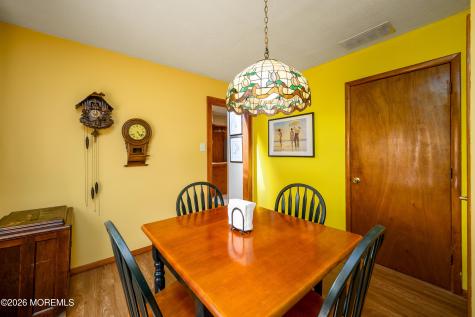 11 Sycamore Lane Toms River NJ 08753