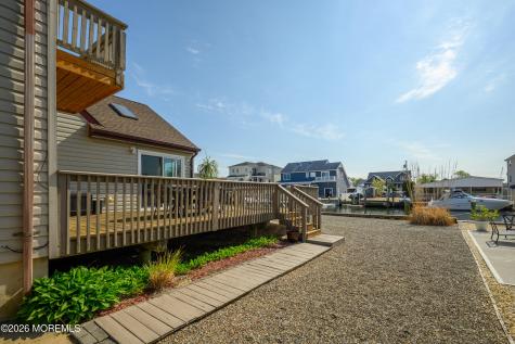 11 Sycamore Lane Toms River NJ 08753
