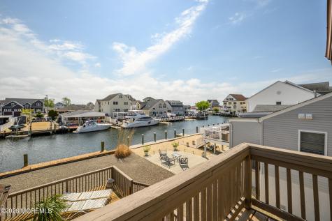 11 Sycamore Lane Toms River NJ 08753
