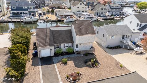 11 Sycamore Lane Toms River NJ 08753