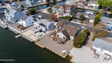 11 Sycamore Lane Toms River NJ 08753