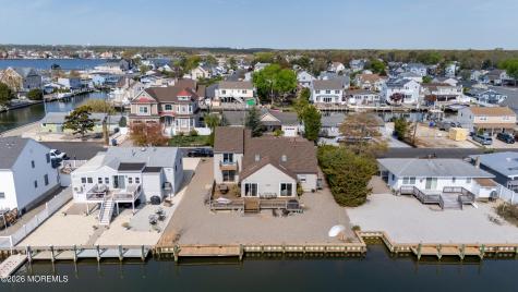 11 Sycamore Lane Toms River NJ 08753