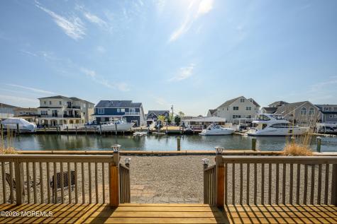 11 Sycamore Lane Toms River NJ 08753