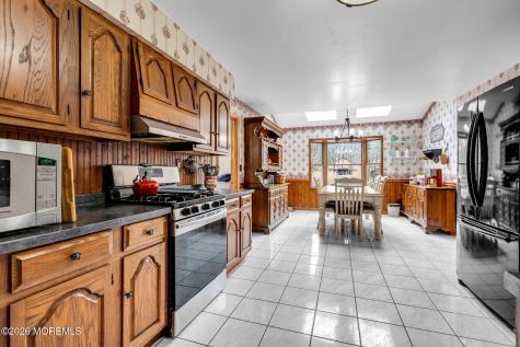 106 Vienna Road Howell NJ 07731