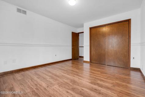 106 Vienna Road Howell NJ 07731