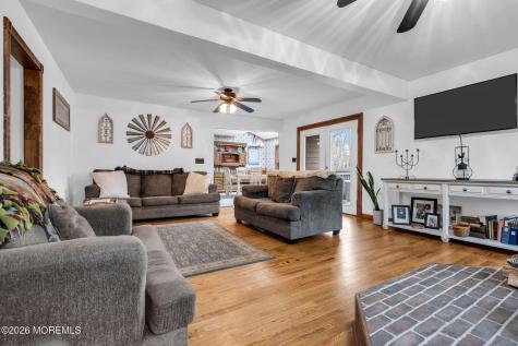 106 Vienna Road Howell NJ 07731