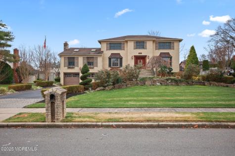 41 Thomas Drive Manalapan NJ 07726