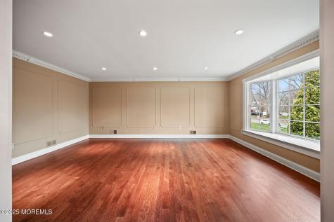 41 Thomas Drive Manalapan NJ 07726