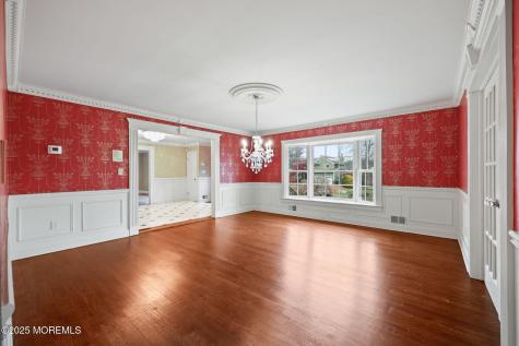 41 Thomas Drive Manalapan NJ 07726
