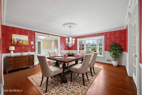 41 Thomas Drive Manalapan NJ 07726