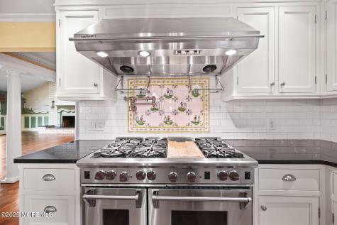 41 Thomas Drive Manalapan NJ 07726