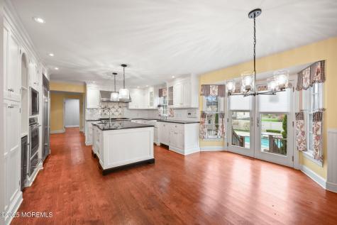 41 Thomas Drive Manalapan NJ 07726