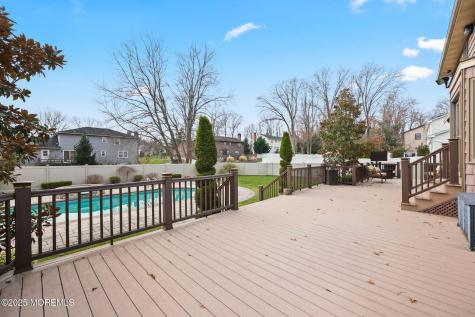 41 Thomas Drive Manalapan NJ 07726