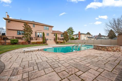41 Thomas Drive Manalapan NJ 07726