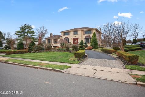 41 Thomas Drive Manalapan NJ 07726
