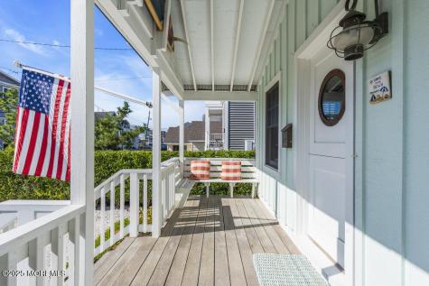 43 Pearce Court Manasquan NJ 08736