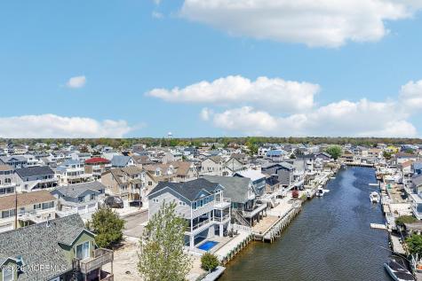 65 Sylvia Lane Manahawkin NJ 08050