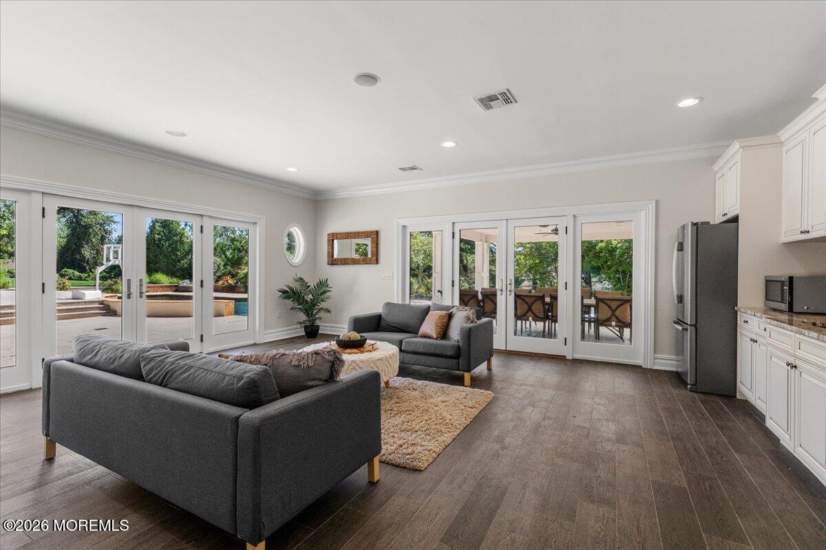 2 Cindy Court Holmdel NJ 07733