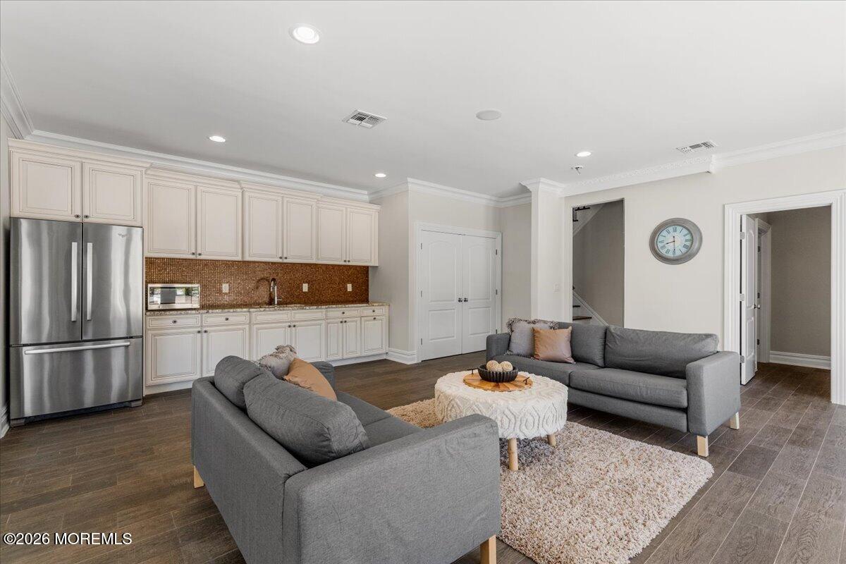 2 Cindy Court Holmdel NJ 07733