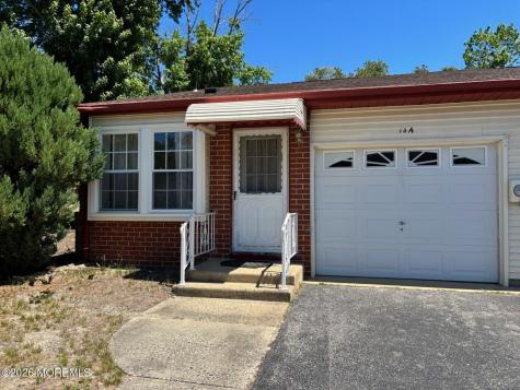 14 Easton Drive Whiting NJ 08759