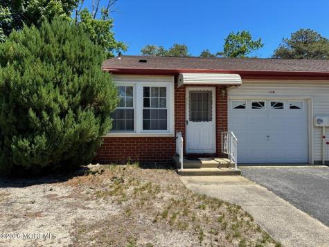 14 Easton Drive Whiting NJ 08759