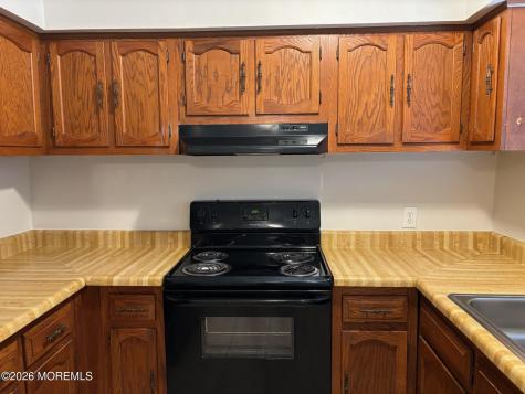 14 Easton Drive Whiting NJ 08759