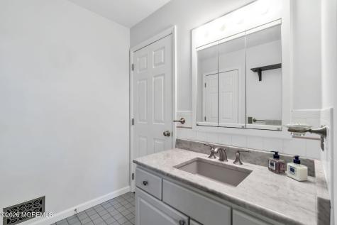 198 Kings Road Madison NJ 07940