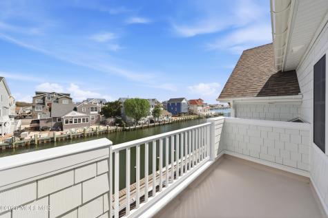247 Pine Drive Bayville NJ 08721