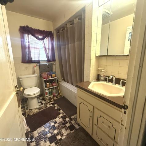 44 Drummond Avenue Red Bank NJ 07701