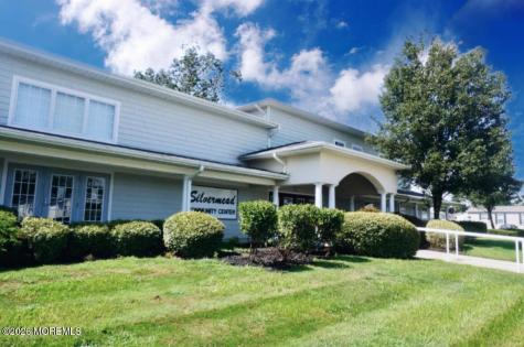 16 Easy Street Freehold NJ 07728