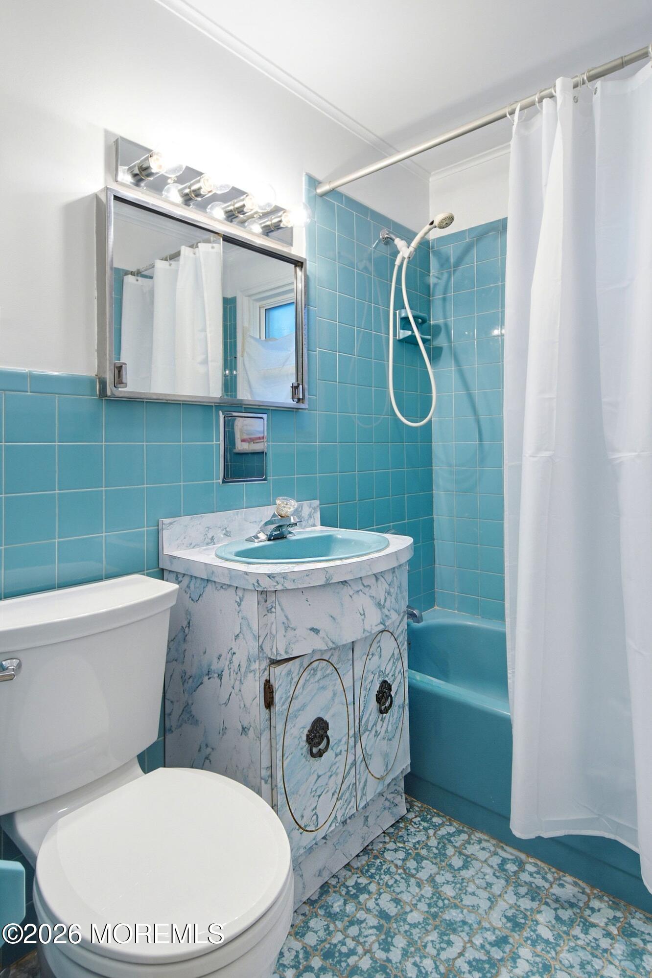 34 Hemlock Road Howell NJ 07731