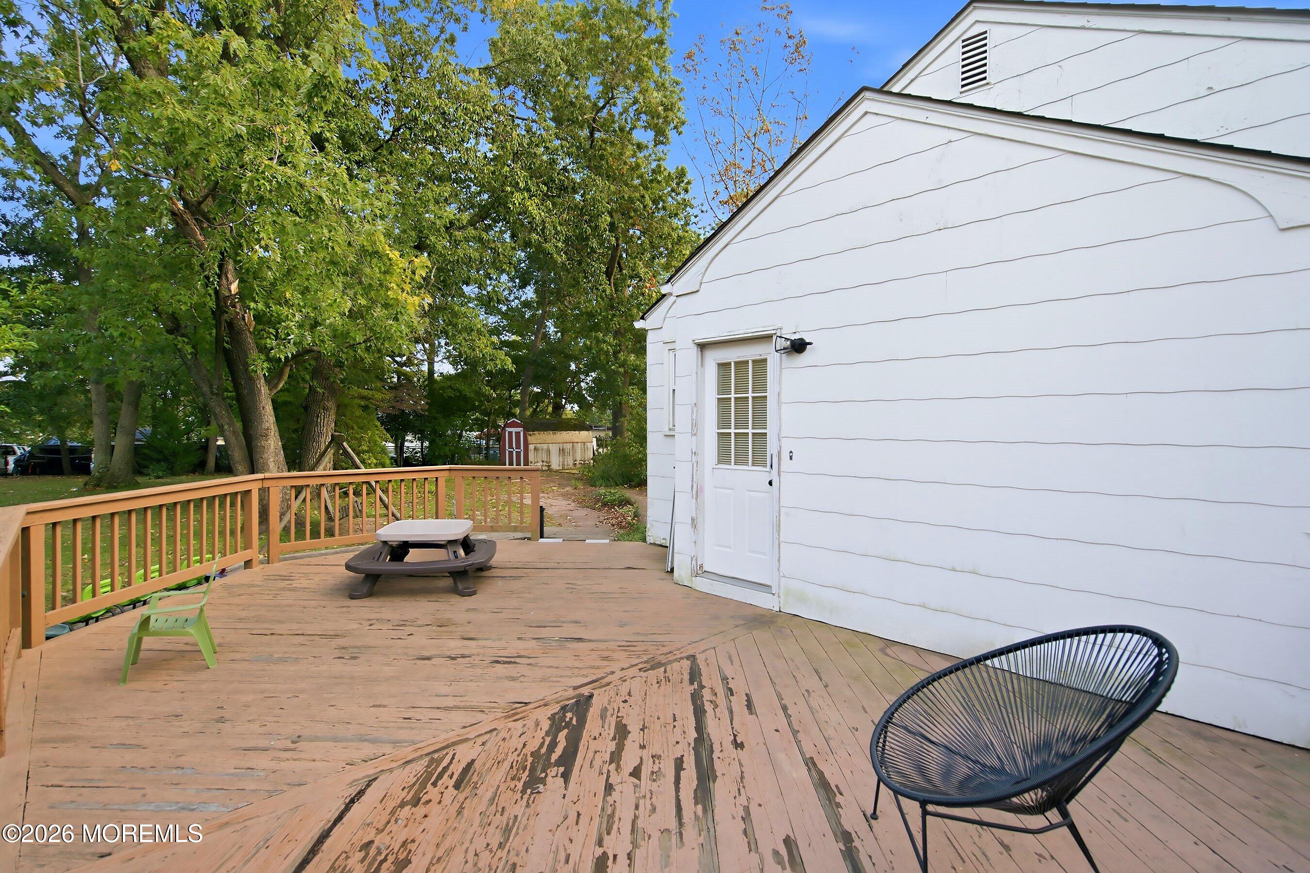 34 Hemlock Road Howell NJ 07731