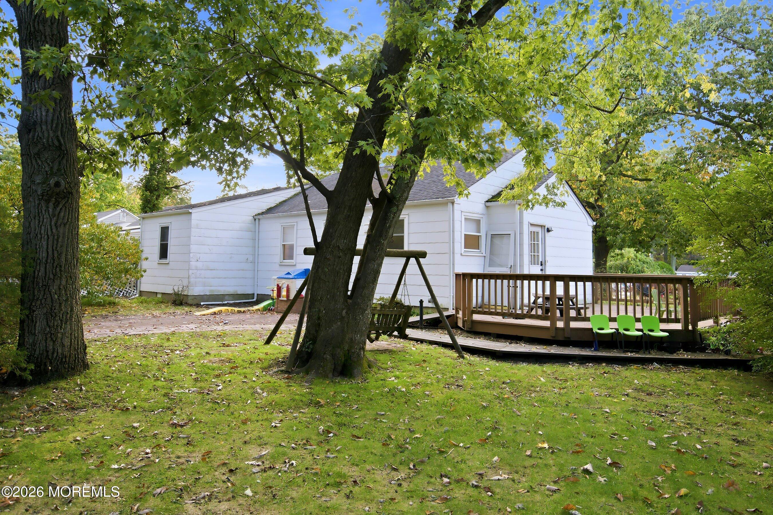 34 Hemlock Road Howell NJ 07731