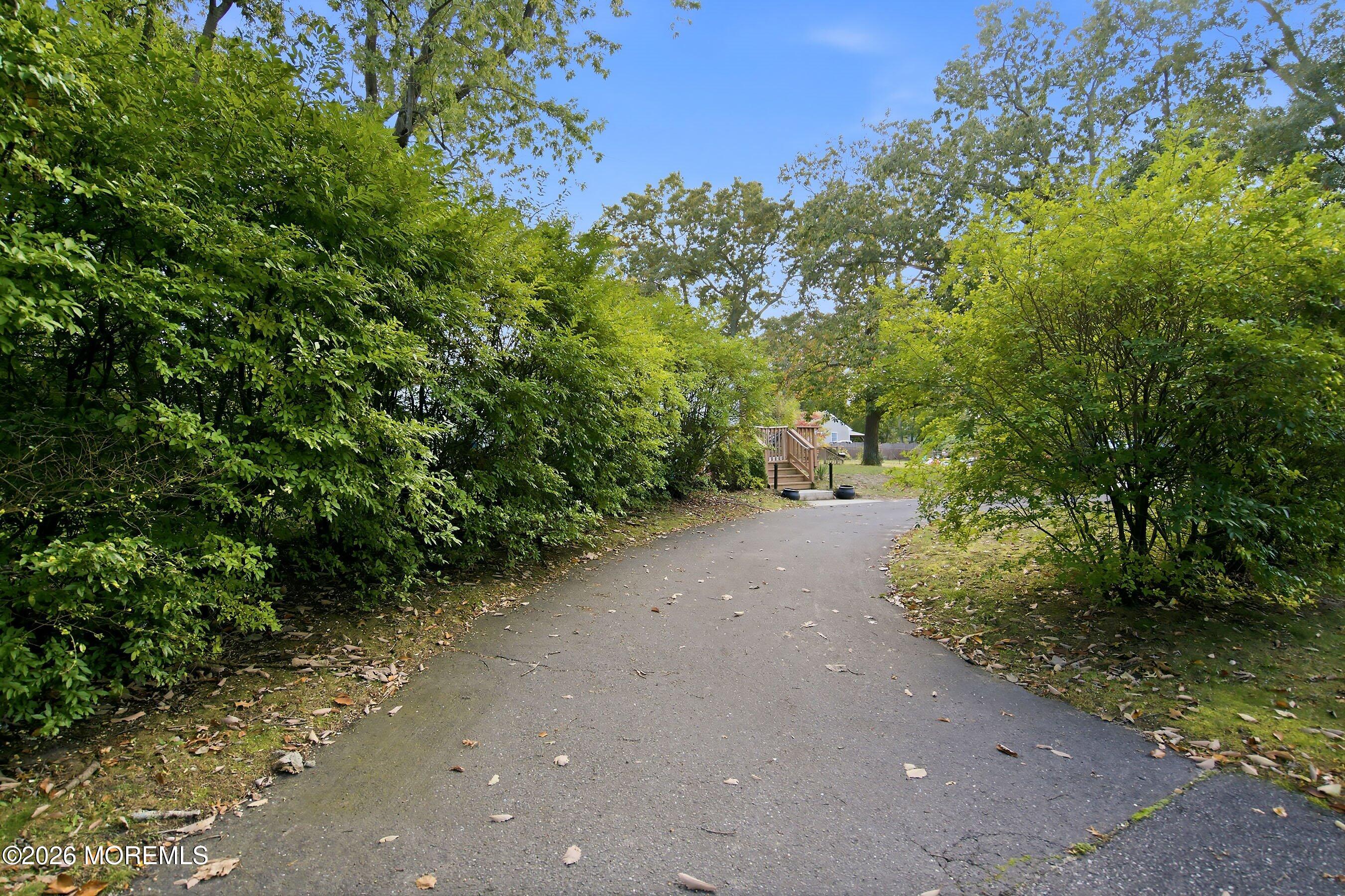 34 Hemlock Road Howell NJ 07731