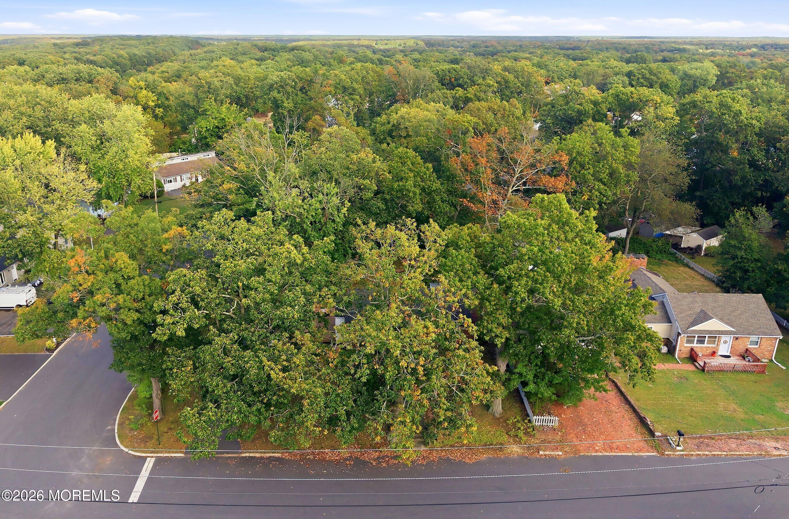 34 Hemlock Road Howell NJ 07731