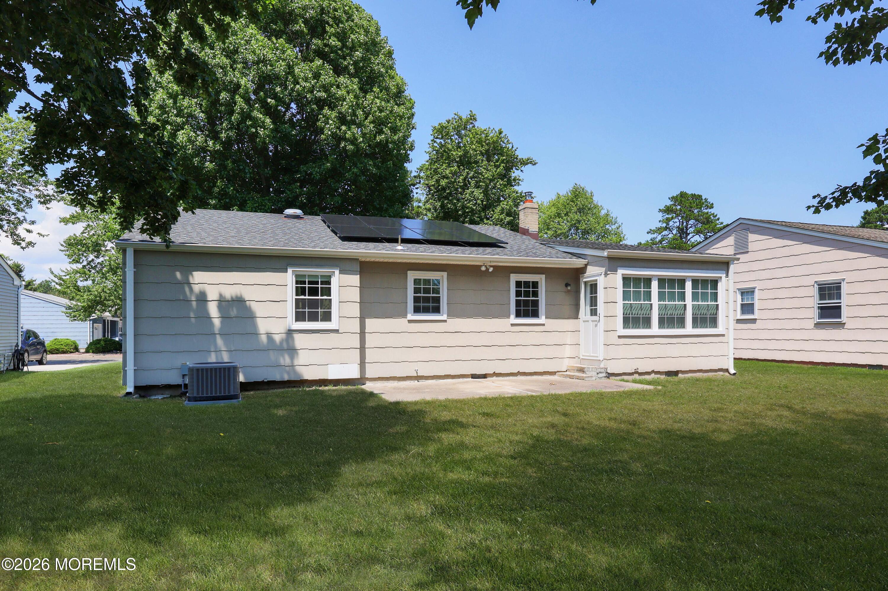 307 Westbrook Drive Toms River NJ 08757