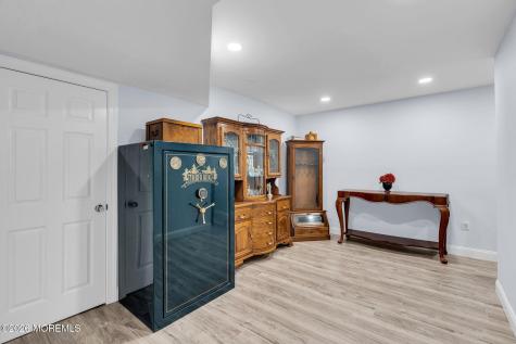 2 Lockwood Run Colts Neck NJ 07722
