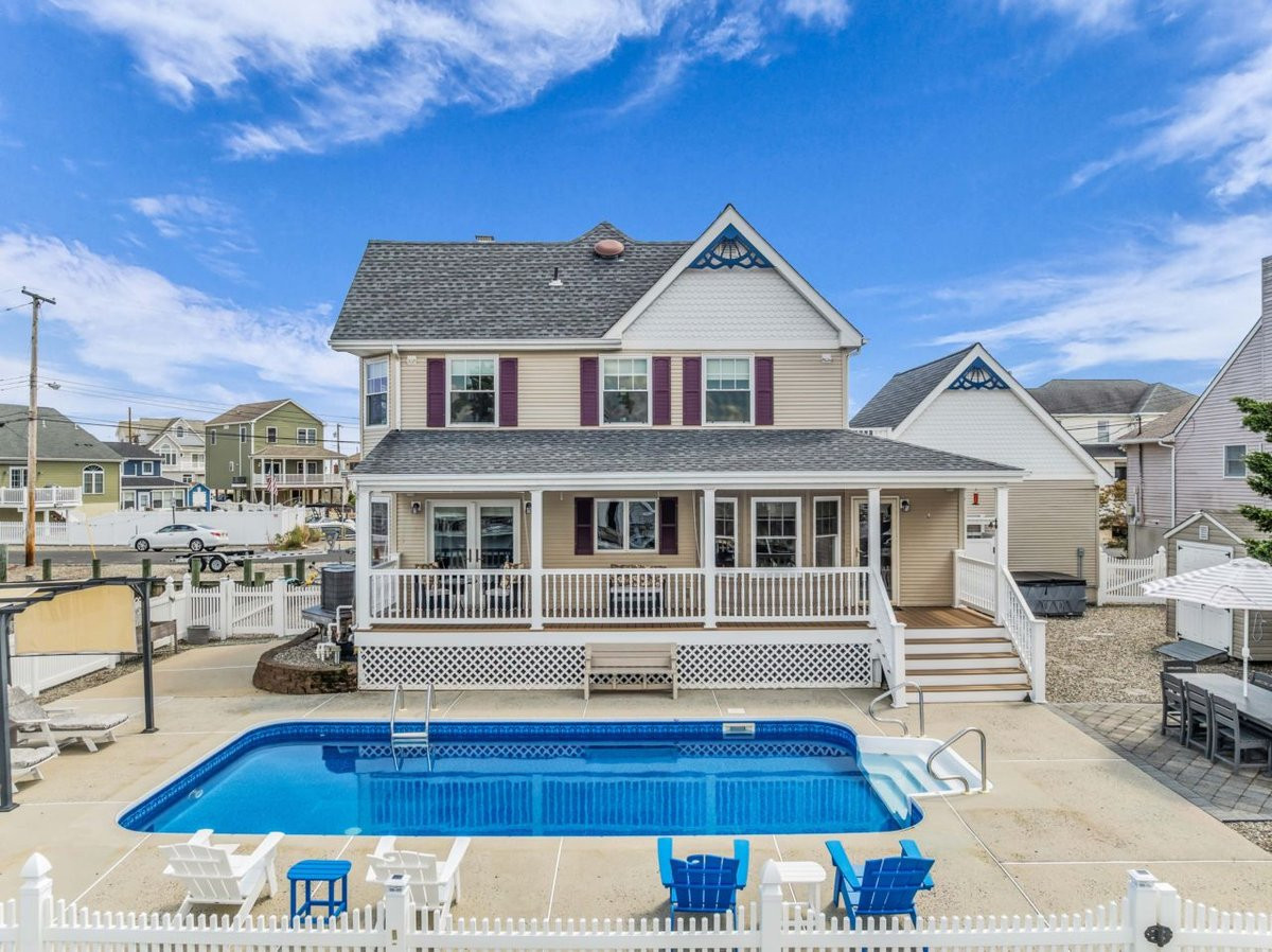 22 Seville Drive Brick NJ 08723