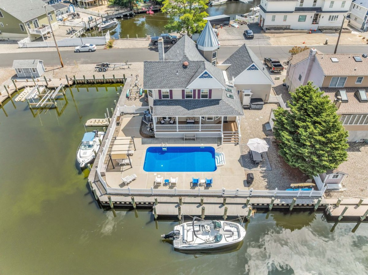 22 Seville Drive Brick NJ 08723