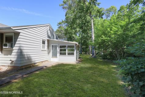 61 Morning Glory Court Toms River NJ 08755