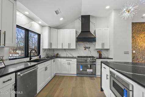 9 Fairview Road Marlboro NJ 07746
