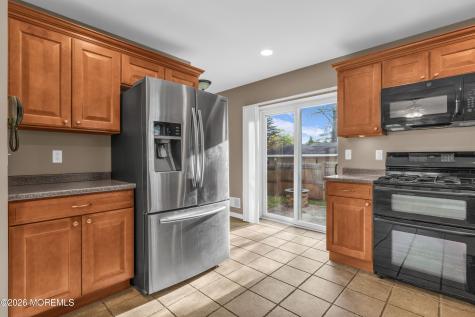 23 Oakland Mills Road Manalapan NJ 07726