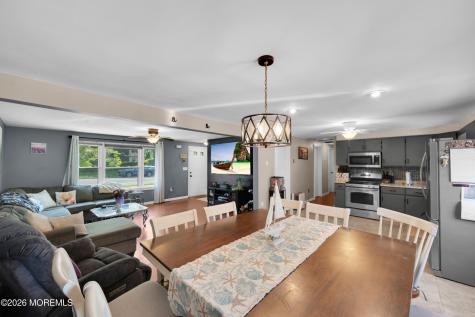 5 Tilton Avenue Toms River NJ 08757