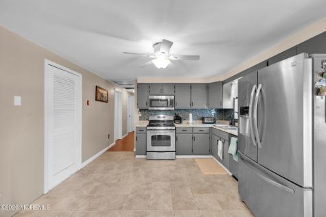 5 Tilton Avenue Toms River NJ 08757