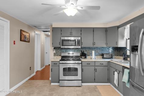 5 Tilton Avenue Toms River NJ 08757