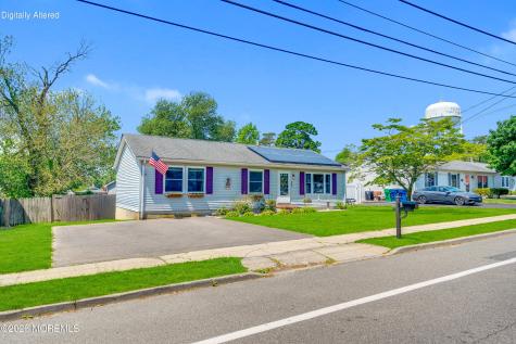 5 Tilton Avenue Toms River NJ 08757