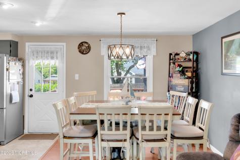 5 Tilton Avenue Toms River NJ 08757