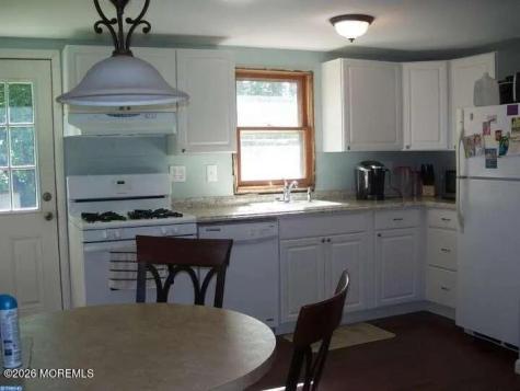 113 Maple Avenue Westville NJ 08093
