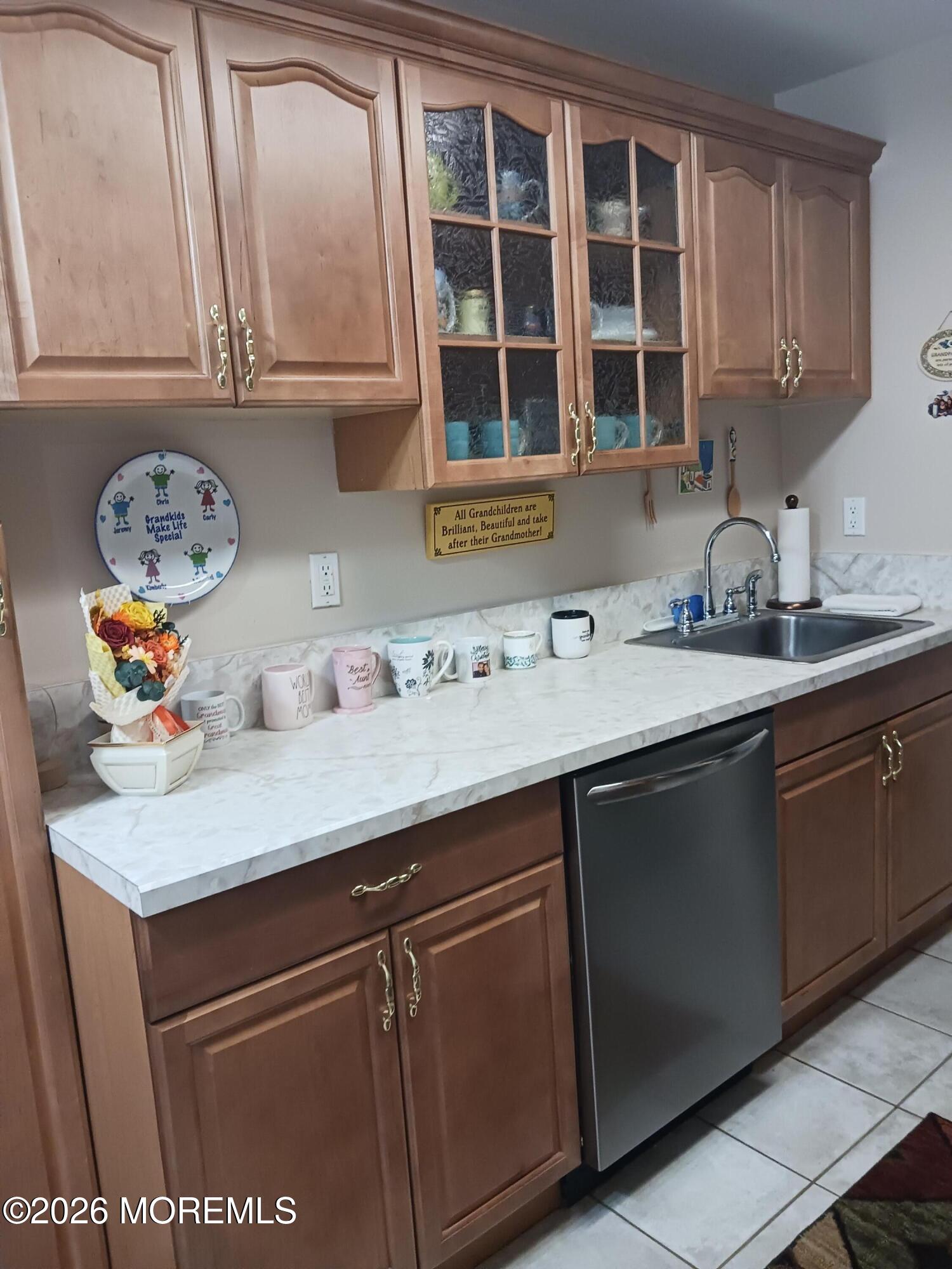 28 Meadow Green Circle Englishtown NJ 07726