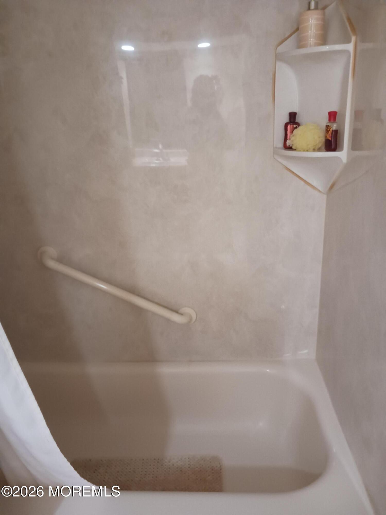 28 Meadow Green Circle Englishtown NJ 07726